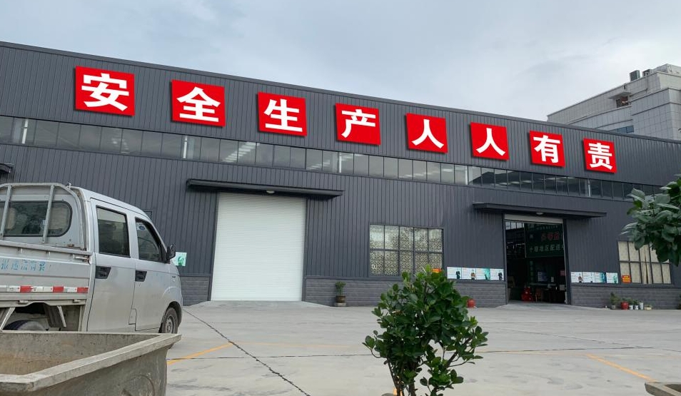 廣東磁致伸縮液位計(jì)：乙烯儲(chǔ)罐液位監(jiān)測(cè)的安全衛(wèi)士